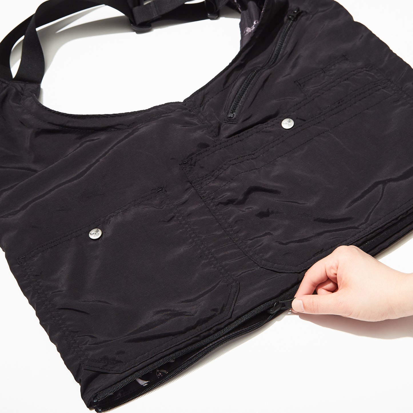 BEST VEST TOTE - CARRY THINGS