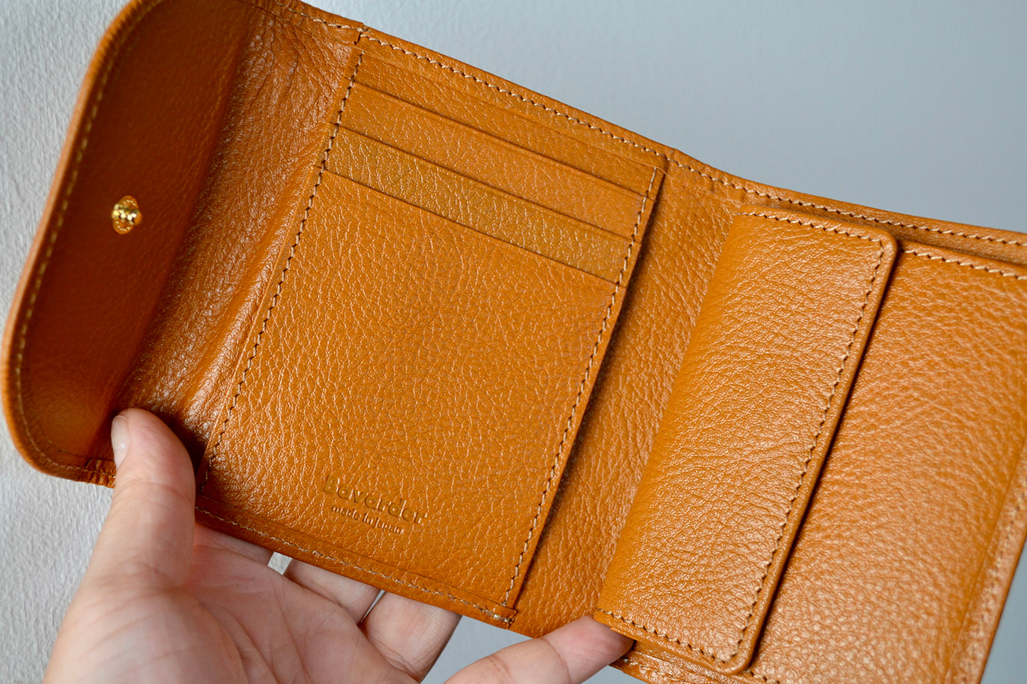 Trifold wallet