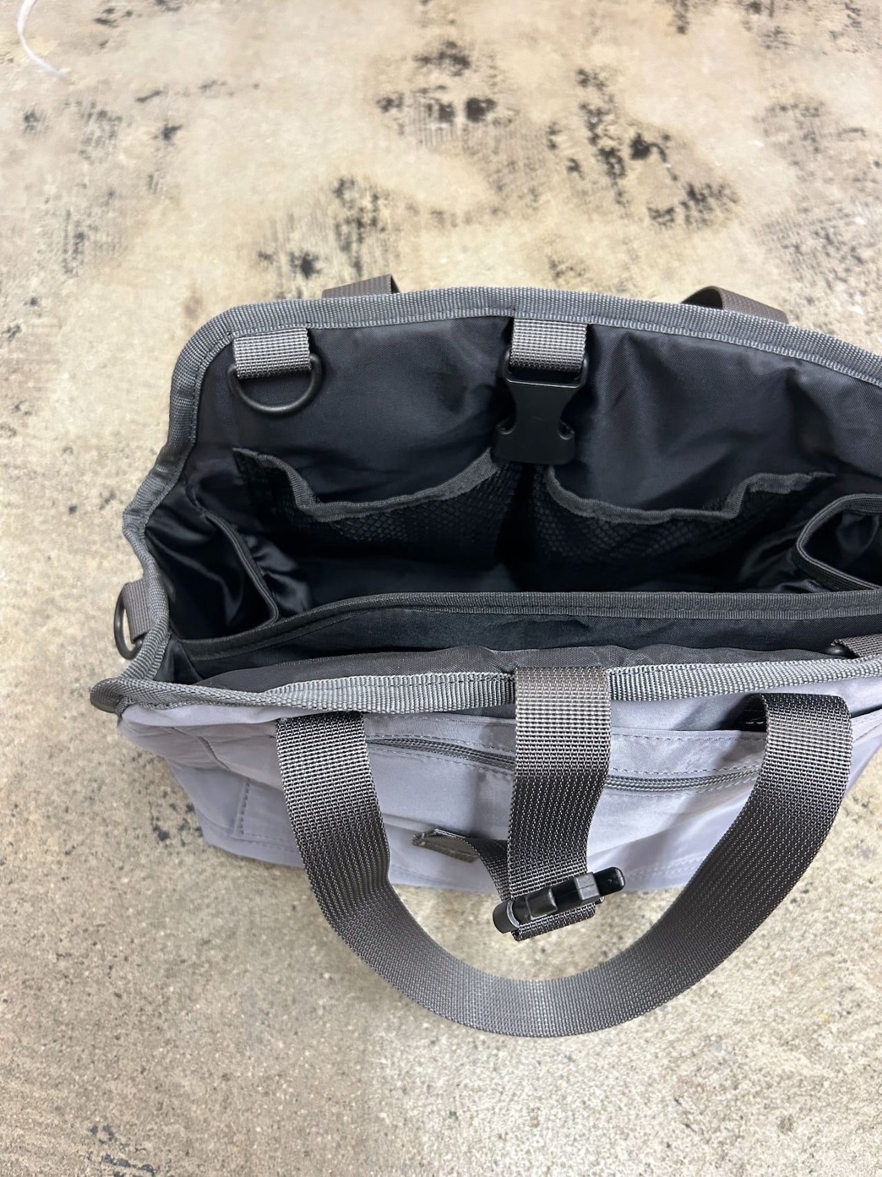 OSANPO TOTE - CARRY THINGS