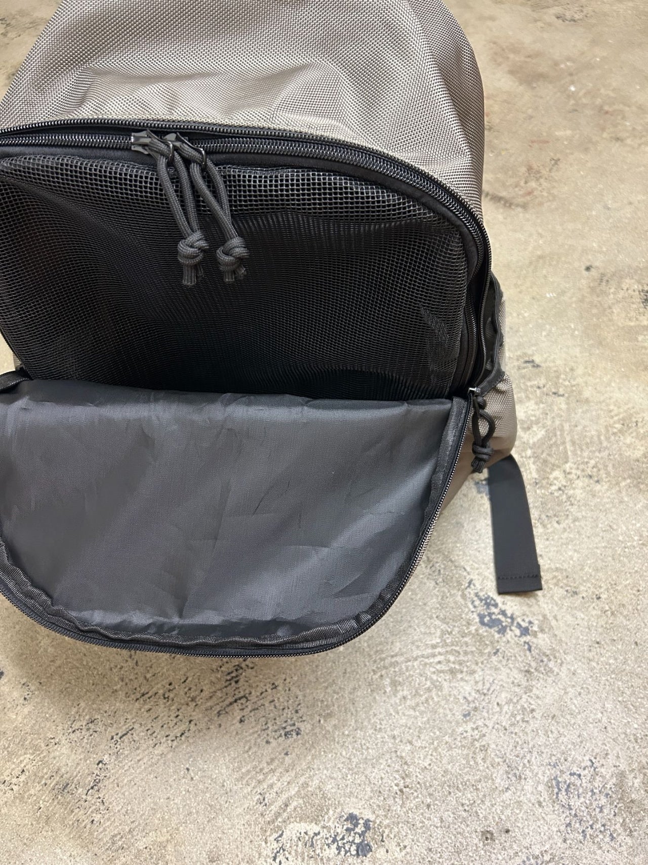 PET CARRY BACKPACK - CARRY THINGS