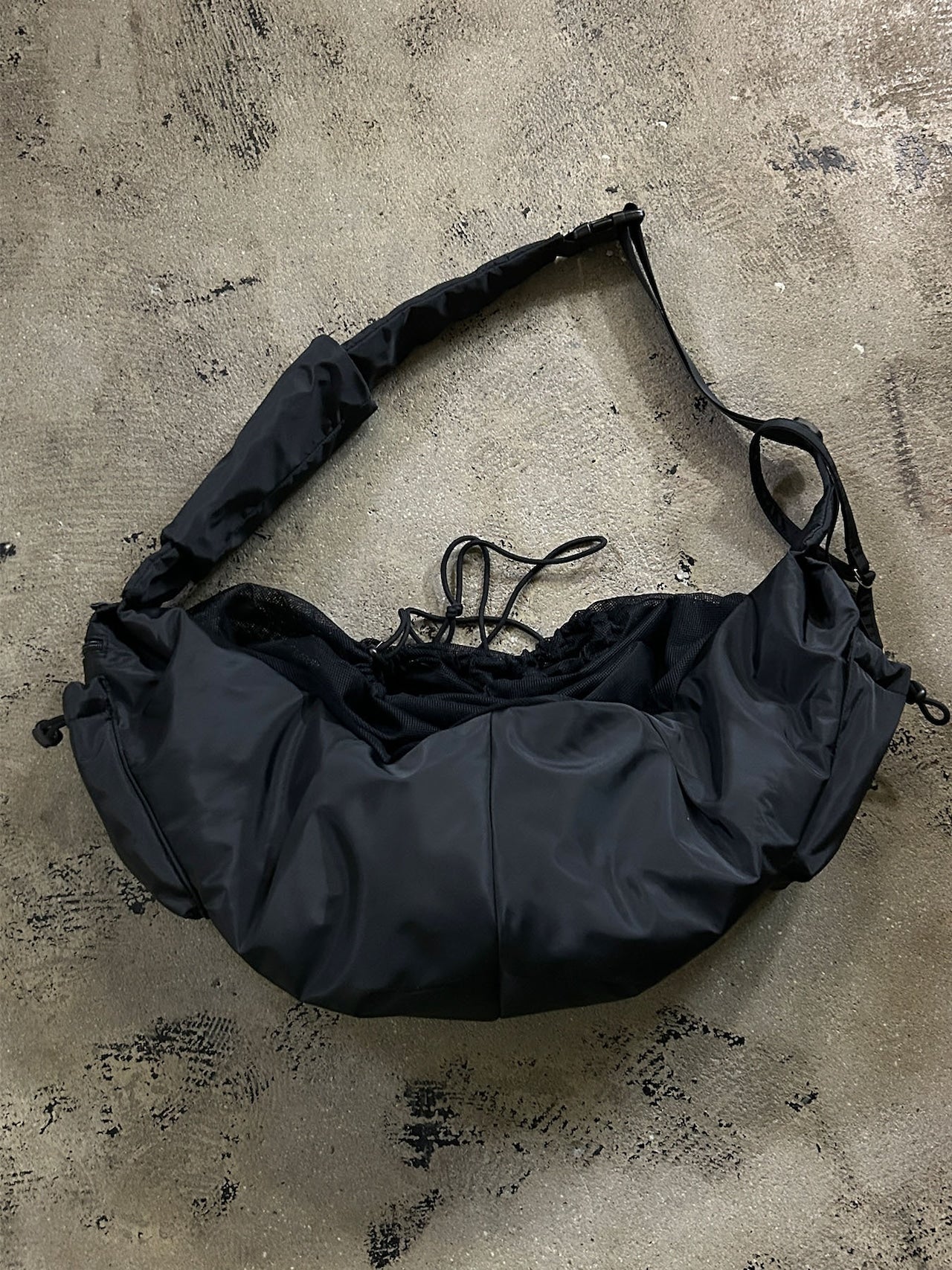 PET PUFF SLING - CARRY THINGS