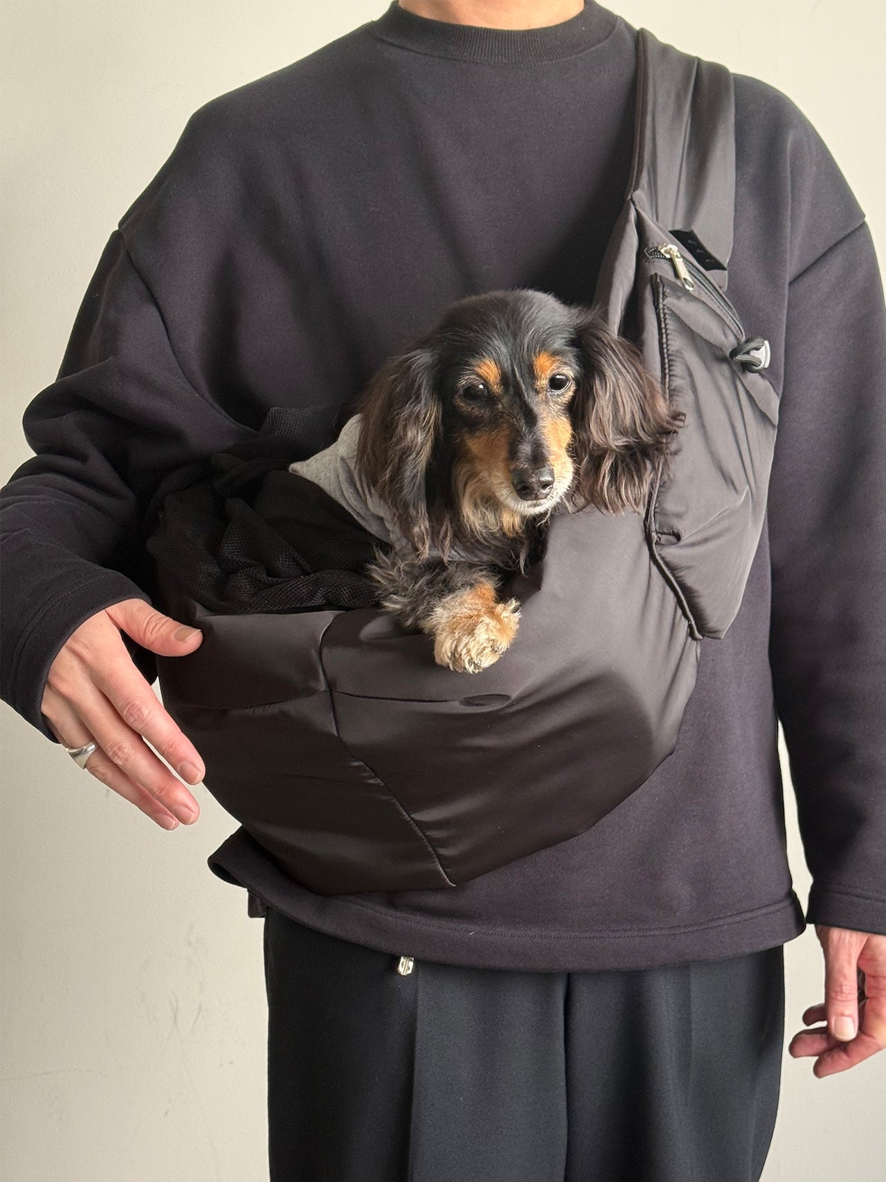 PET PUFF SLING - CARRY THINGS