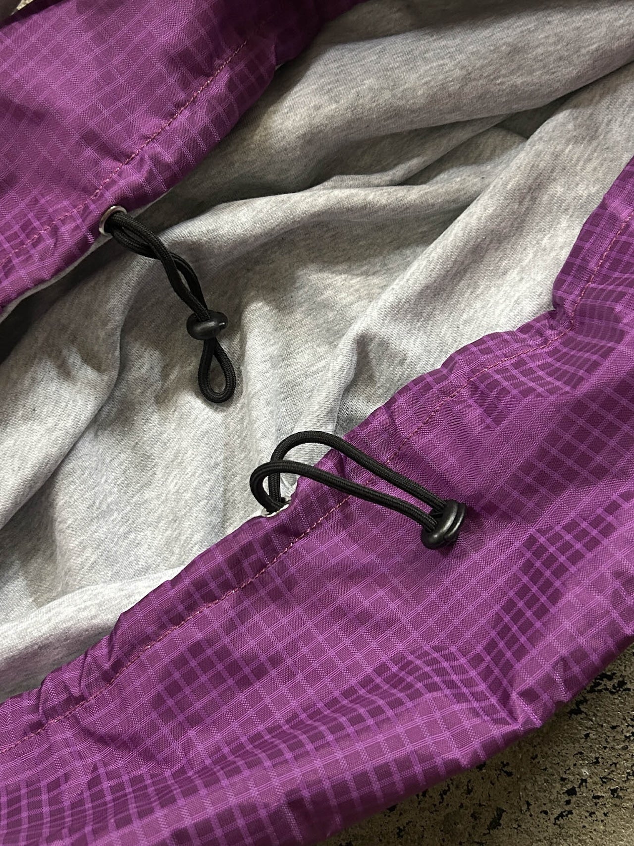 PET REVERSIBLE SLING - CARRY THINGS