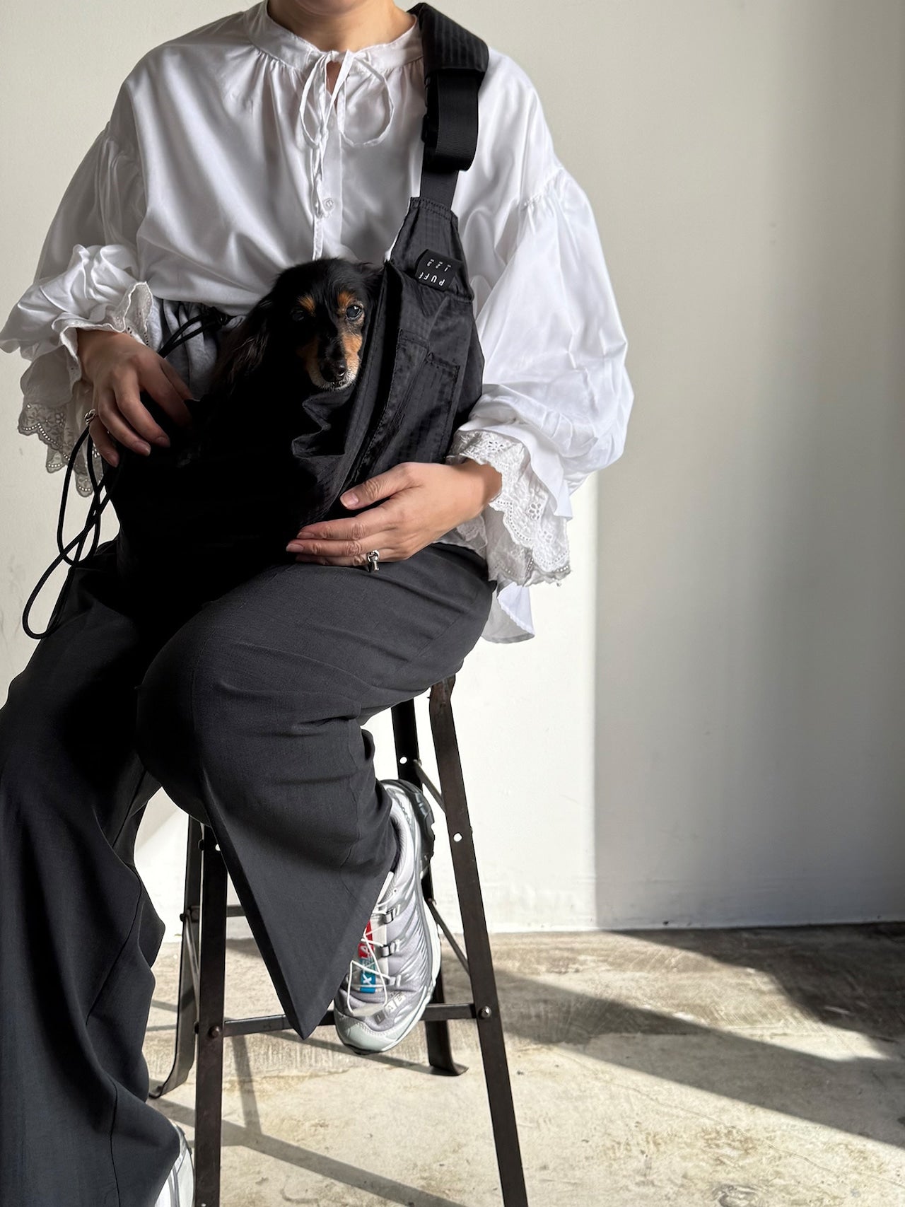PET REVERSIBLE SLING - CARRY THINGS