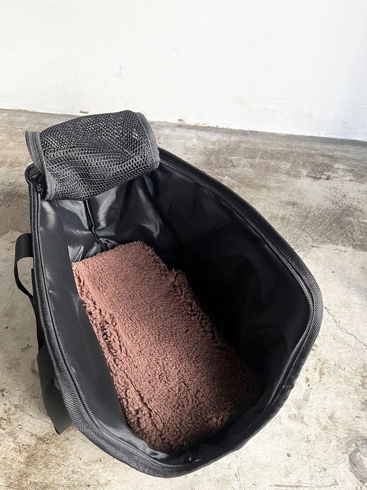 Pet Carrier Tote M - CARRY THINGS