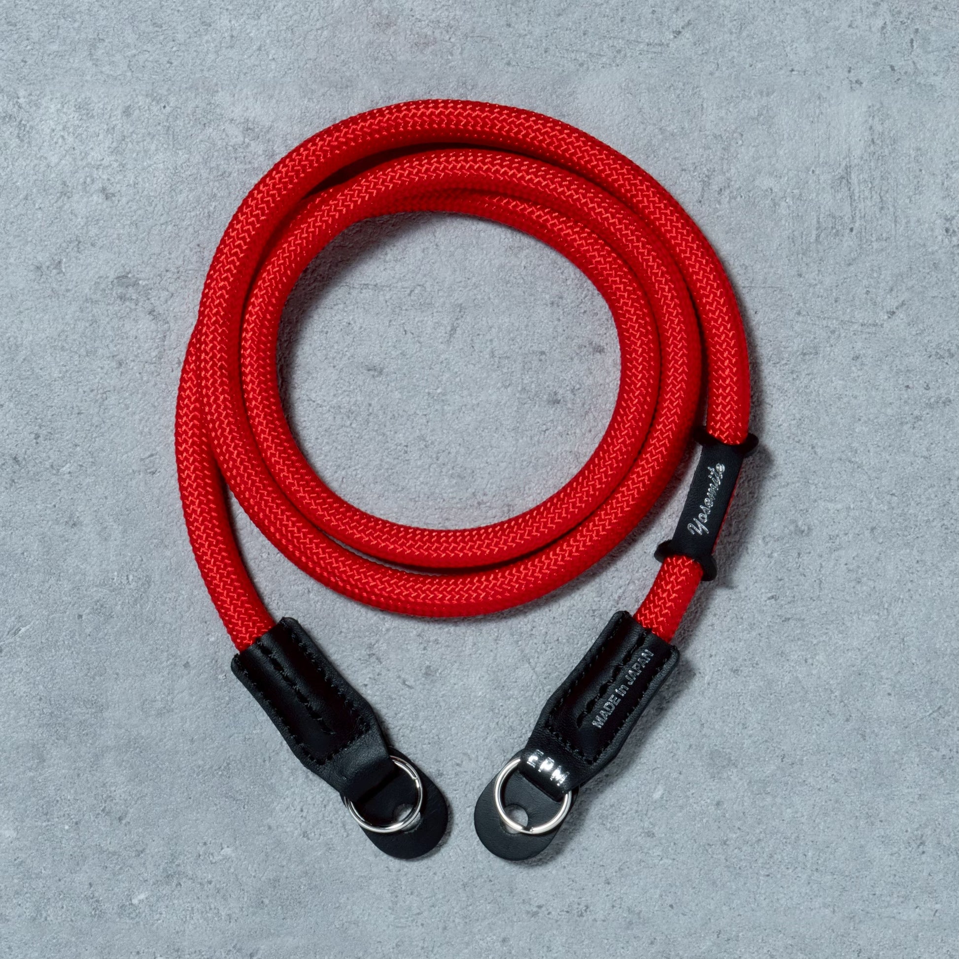CAMERA STRAP - CARRY THINGS