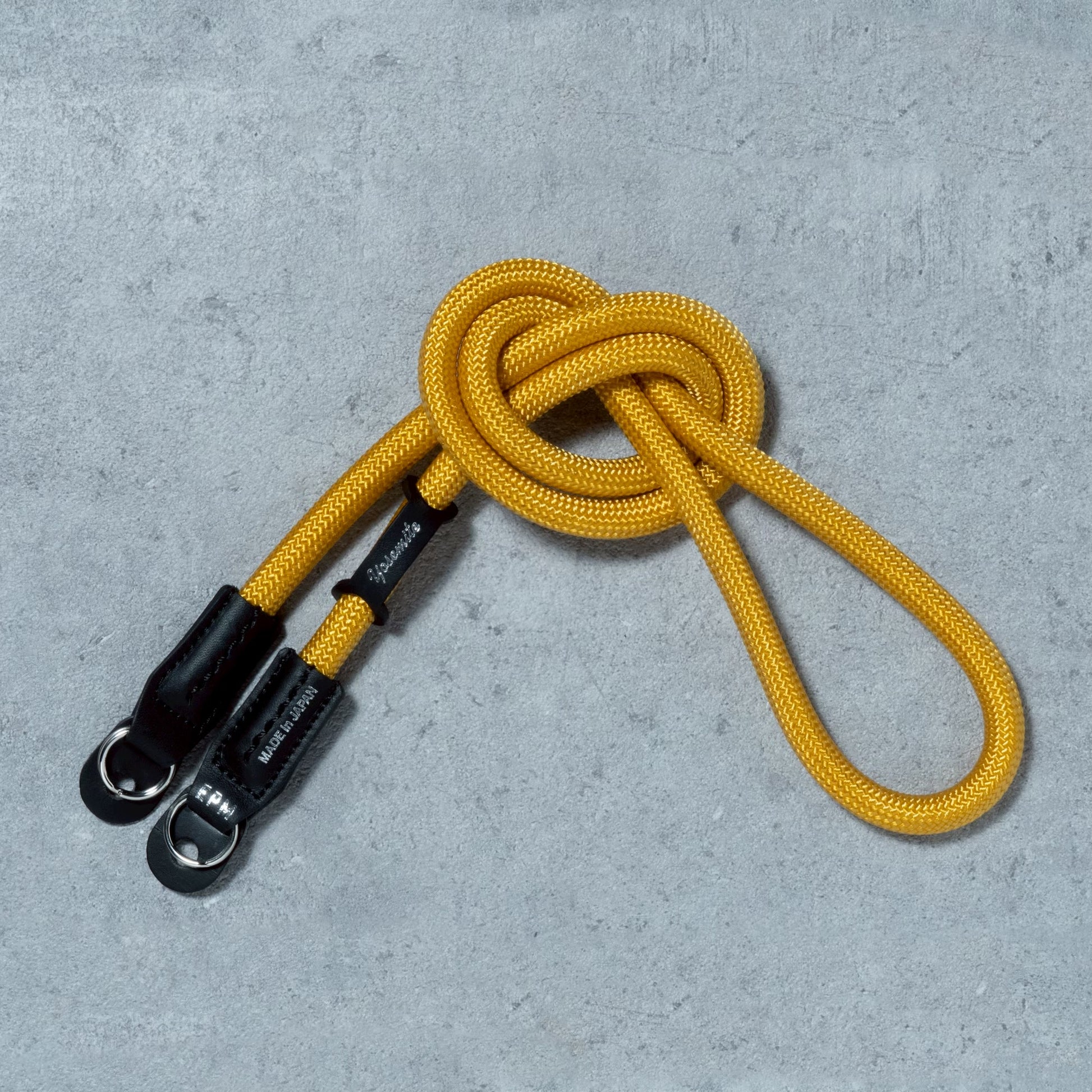 CAMERA STRAP - CARRY THINGS