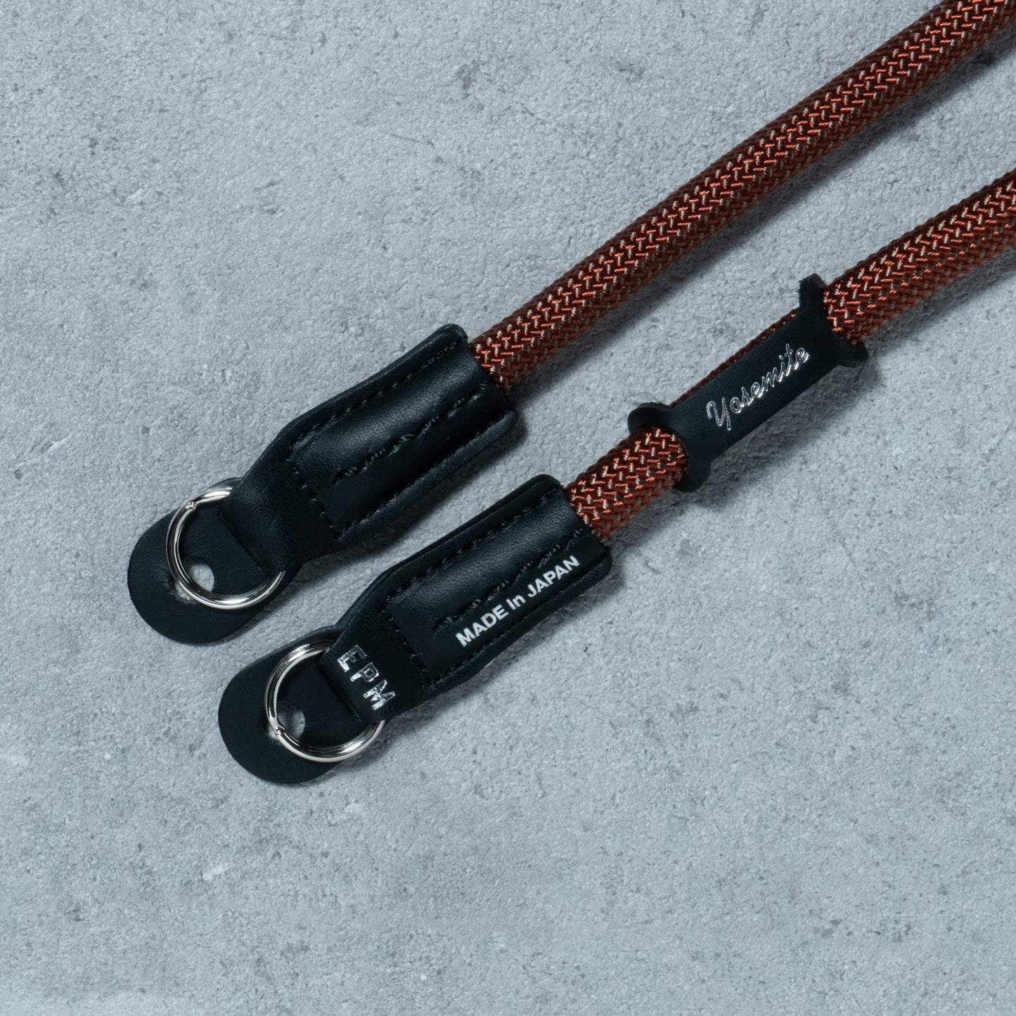 CAMERA STRAP - CARRY THINGS