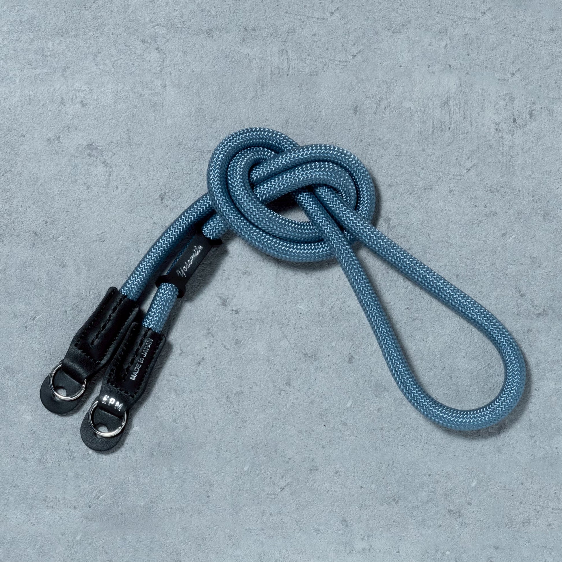 CAMERA STRAP - CARRY THINGS