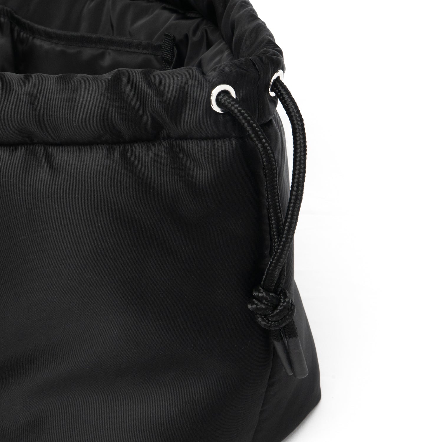 YOSEMITE PADDING NYLON DRAWSTRING TOTE - CARRY THINGS