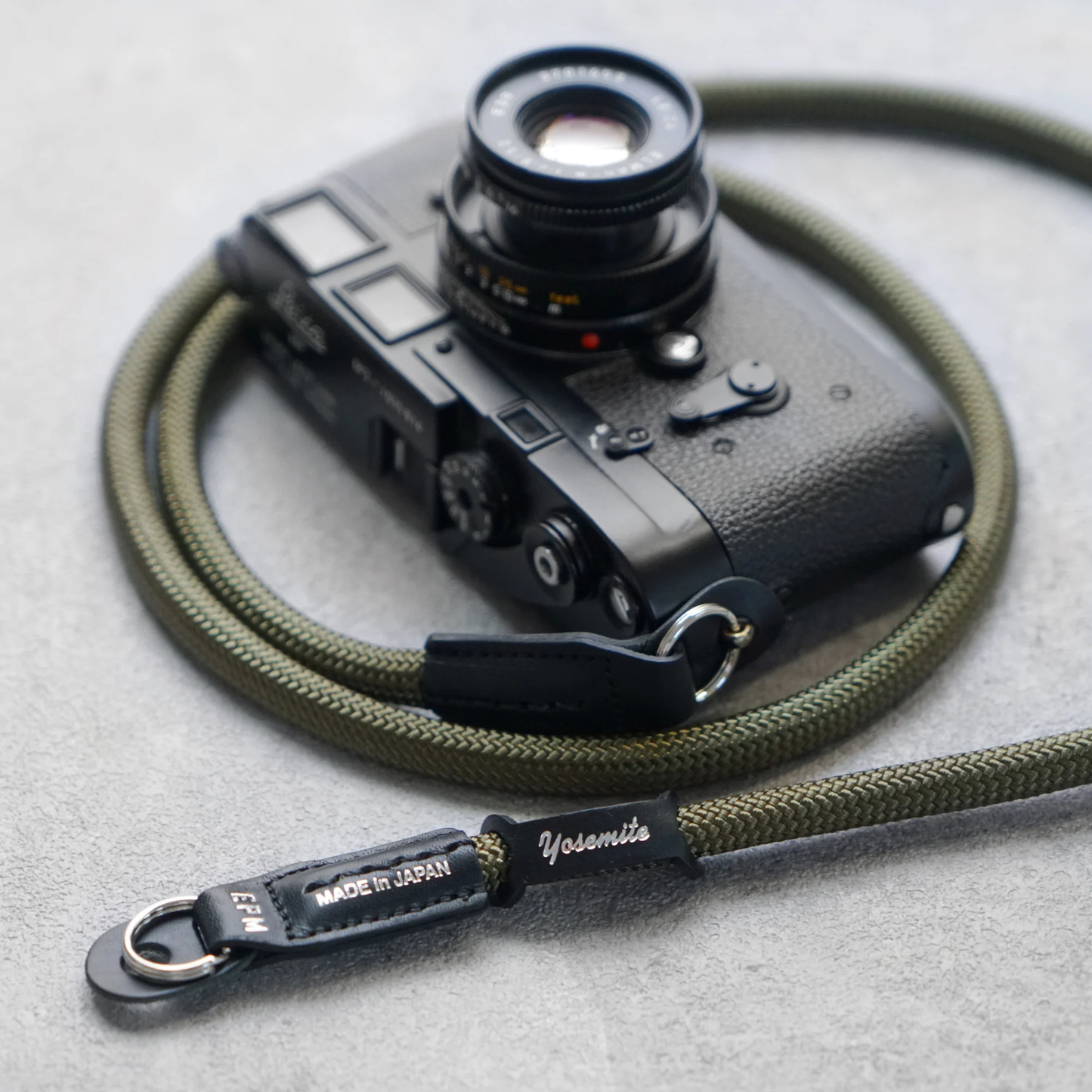CAMERA STRAP - CARRY THINGS