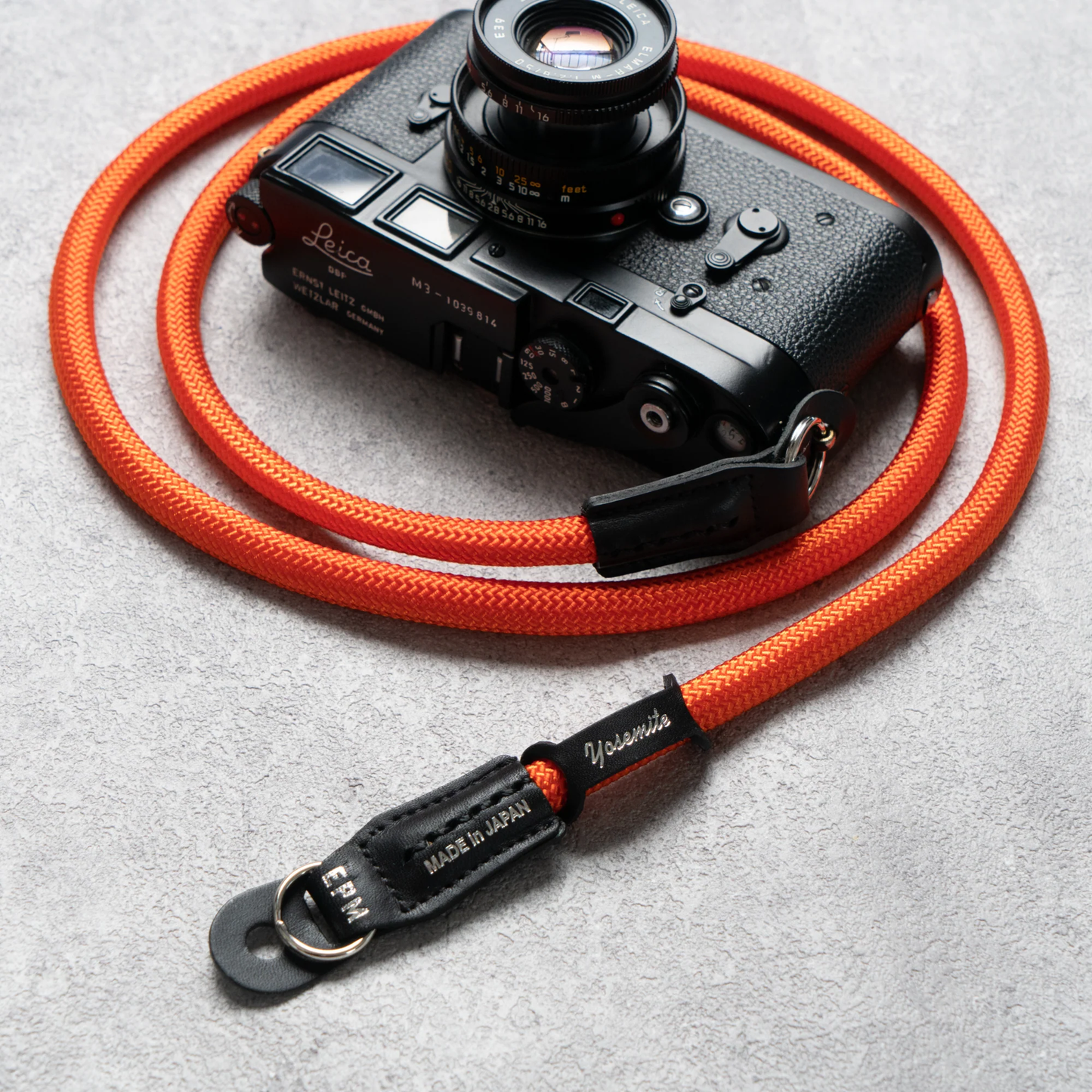 CAMERA STRAP - CARRY THINGS