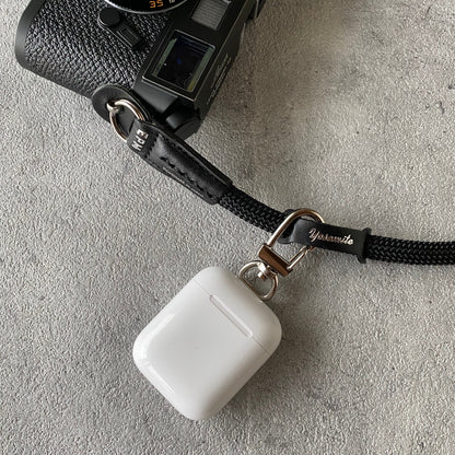 CAMERA STRAP - CARRY THINGS
