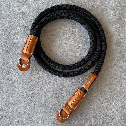 CAMERA STRAP - HUNTER BLACK