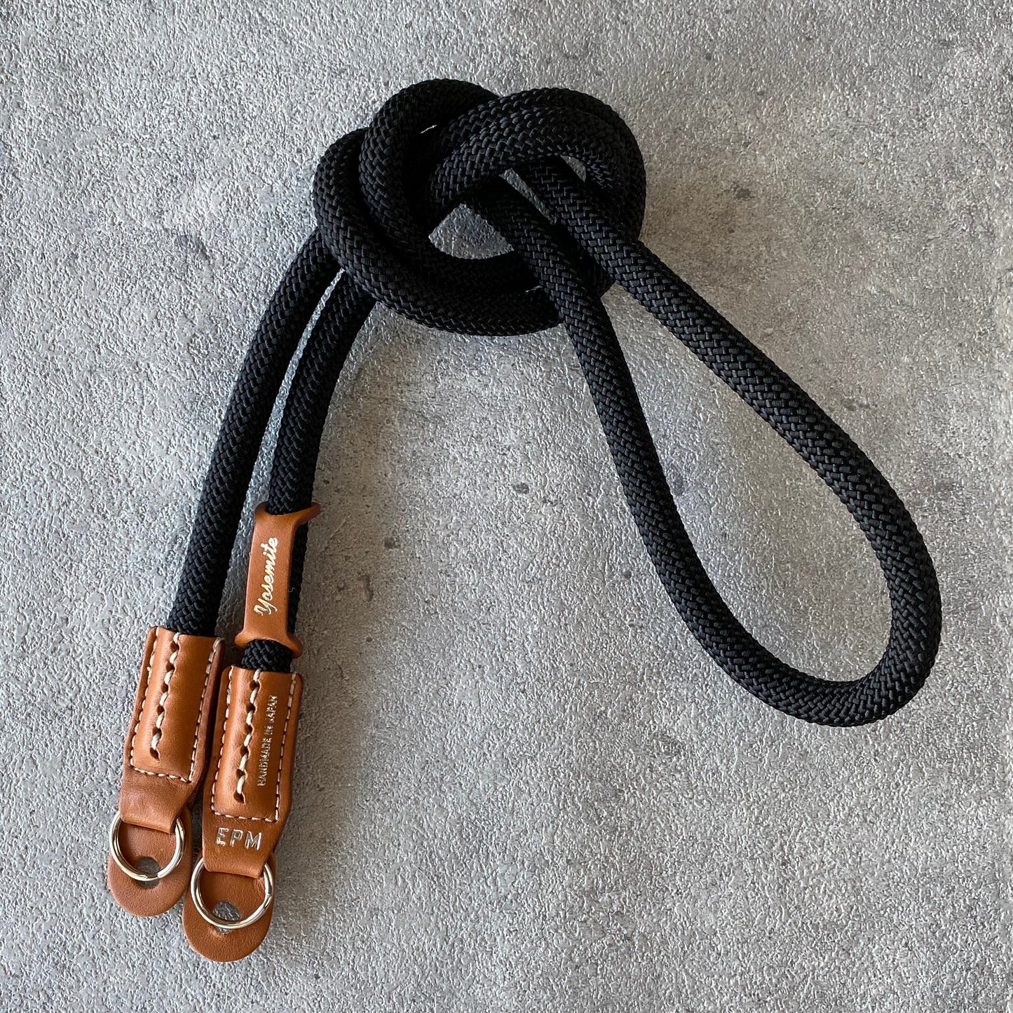 CAMERA STRAP - CARRY THINGS