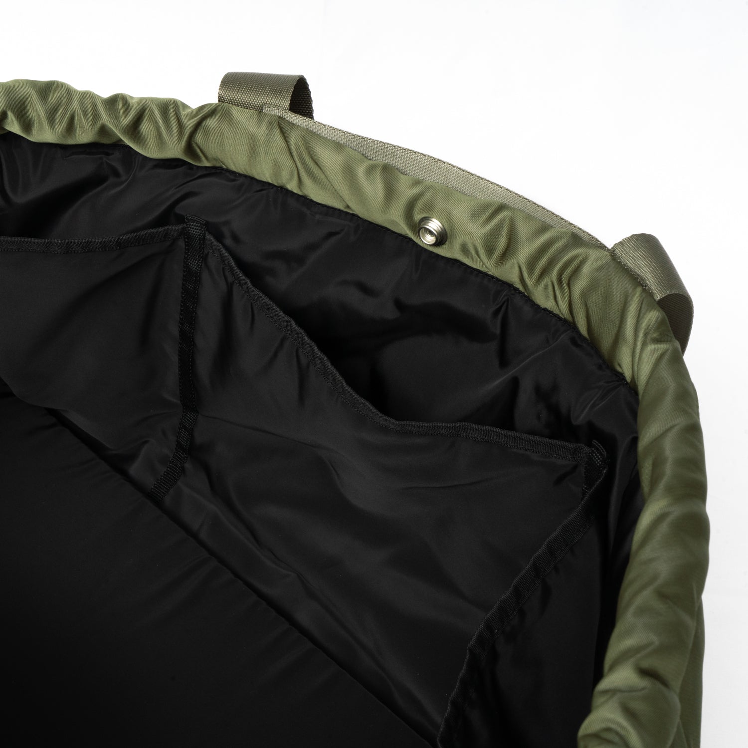 YOSEMITE PADDING NYLON DRAWSTRING TOTE - CARRY THINGS