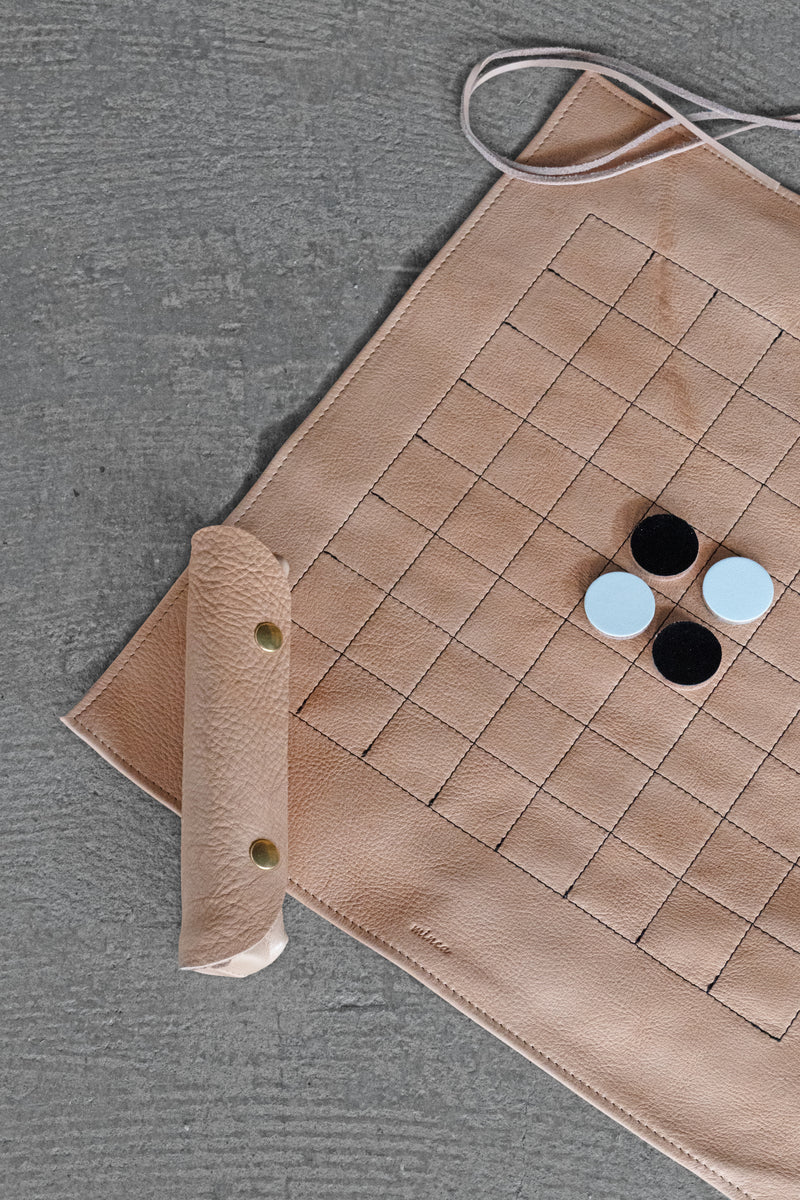 Leather othello